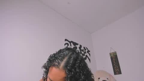 desty_y online show from May 13, 1:48 am