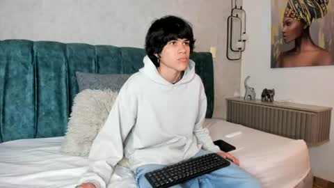 diamond_twink online show from June 22, 1:51 pm