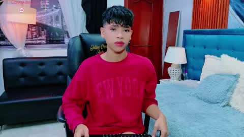  DILAN online show from May 12, 7:12 pm