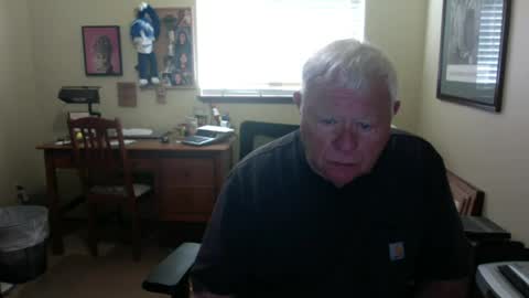 dirtrider195080438 online show from June 24, 5:31 pm