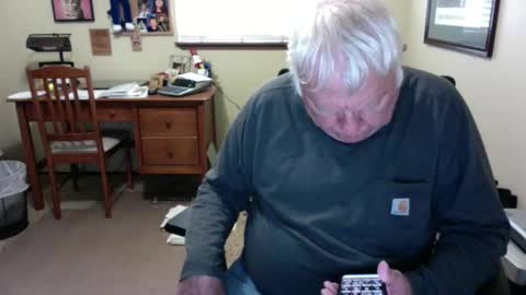 dirtrider195080438 online show from May 24, 2:23 pm