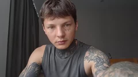 dirtymercedes online show from July 12, 5:21 am