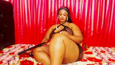 divinebooty93 online show from July 15, 11:48 am