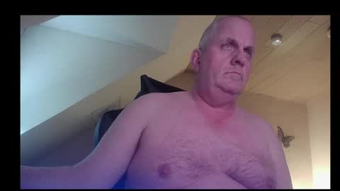 doggy2629 online show from May 13, 5:44 pm