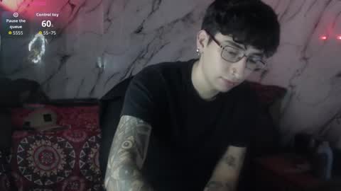dominus_kane online show from May 30, 3:16 am