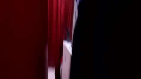 dosomesexystuff online show from June 13, 9:09 am