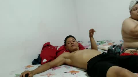 dulcefuegoxxx online show from June 23, 9:54 pm