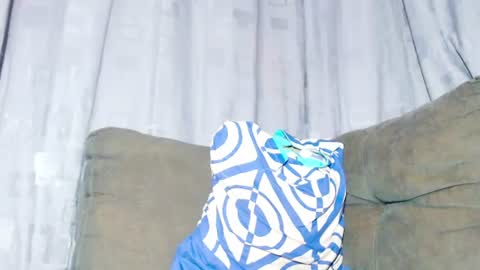 dulcegirlts21 online show from July 2, 2:09 am