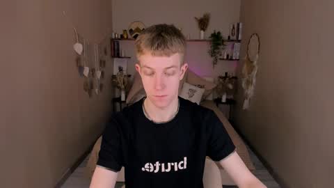 Dylan online show from May 31, 3:33 pm
