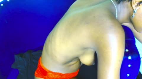 ebony_bootyandboobs online show from June 1, 1:23 pm