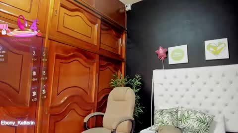 ebony_katterin online show from May 26, 11:38 am