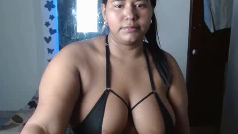 ebony_luna1 online show from June 23, 8:59 pm