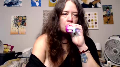 Weird Echo online show from August 9, 8:24 pm