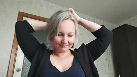 edithmanning online show from June 4, 8:20 am