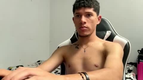 edward_2709 online show from July 28, 6:31 pm