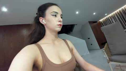 Erik and Alice online show from May 17, 1:37 am