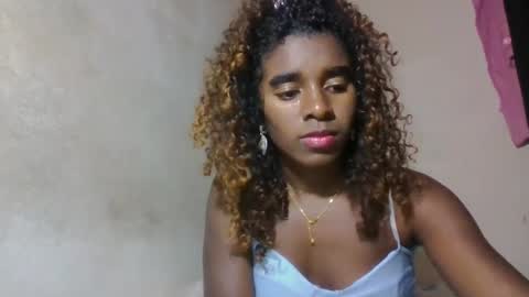 elina981 online show from May 17, 1:20 pm