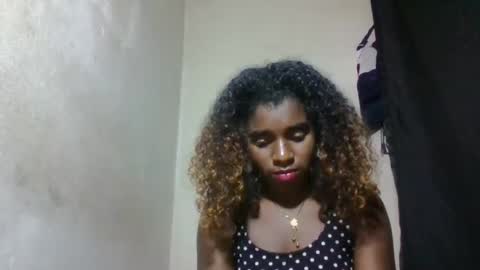 elina981 online show from June 2, 11:12 am