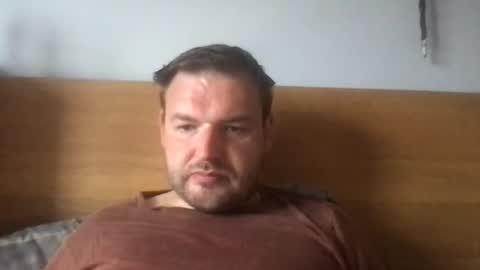 e26 online show from May 3, 1:17 pm