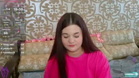 elisesmuse online show from June 17, 12:54 pm
