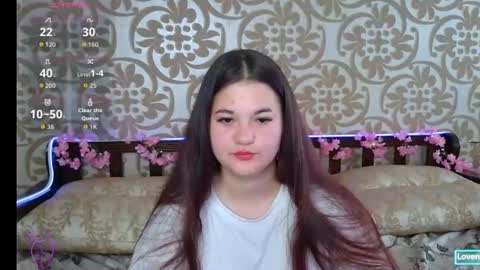 elisesmuse online show from July 2, 11:48 am
