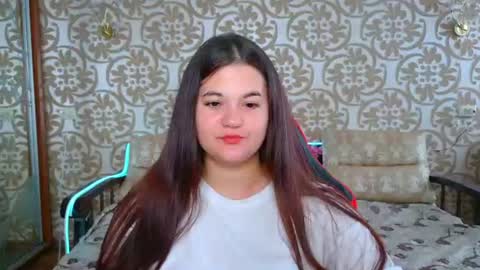 elisesmuse online show from July 18, 12:40 pm