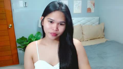 EllaFord online show from July 19, 6:43 pm