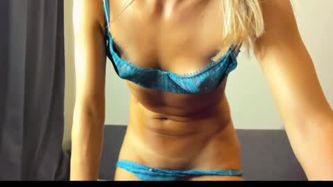 ellen_flow online show from May 23, 8:38 pm