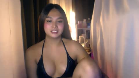 ellie online show from July 4, 7:28 pm