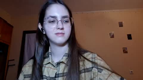 Kate online show from April 24, 1:24 pm