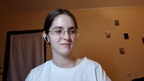 Kate online show from May 24, 2:56 pm