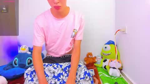  E  L  Y   K  I  N  G   online show from July 12, 12:03 am