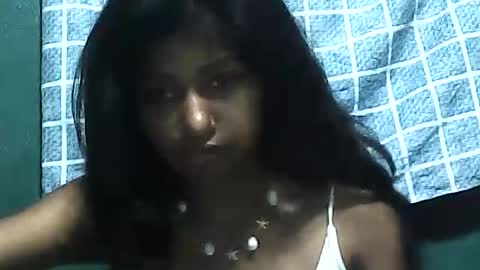 elynah195043 online show from July 29, 4:51 pm