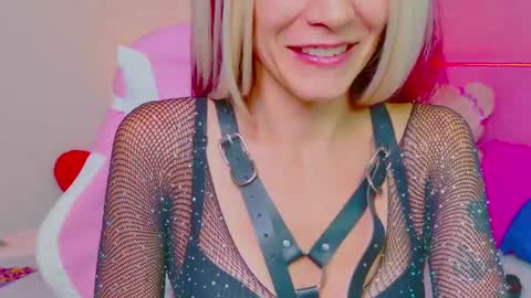 EmieFlower online show from February 21, 9:34 am