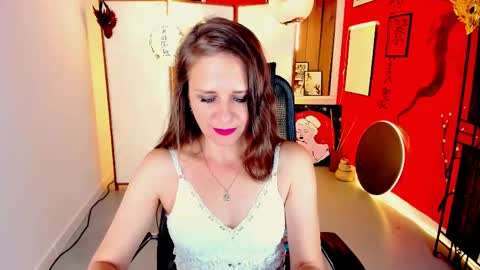 Emilia Bedy online show from June 3, 9:23 am