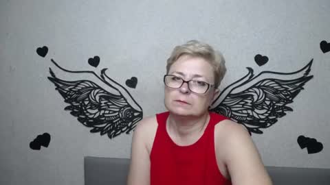 EmiliaGree online show from July 5, 8:27 pm