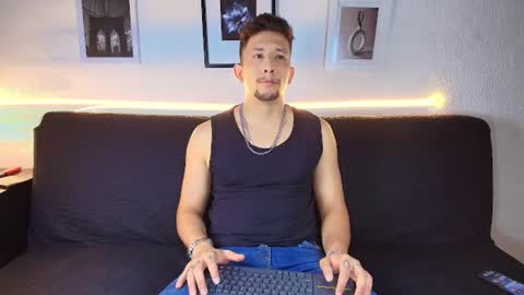 EMILIOCUM online show from June 22, 4:42 am