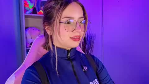 VALEEEN online show from May 8, 3:28 pm