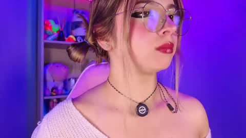 VALEEEN online show from May 6, 3:18 pm