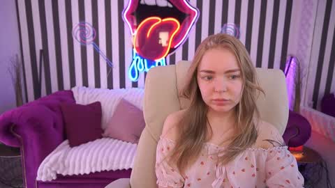  MY NAME IS Emily WELCOME EVERYONE I WILL BE HAPPY TO GIVE YOU WHAT YOU HAVE DREAMED OF FOR SO LONG online show from May 25, 9:15 am