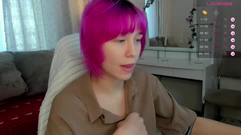 Betty online show from May 12, 1:25 am