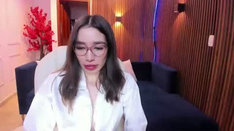 emma_caarter online show from July 10, 3:22 am