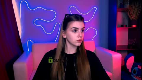 Emma online show from April 27, 9:07 am