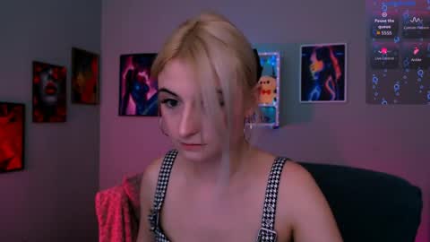 Emma online show from May 20, 7:31 pm