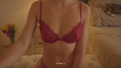 emma_lu1 online show from June 7, 5:18 pm