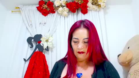 emma_saenzz online show from July 14, 2:05 am