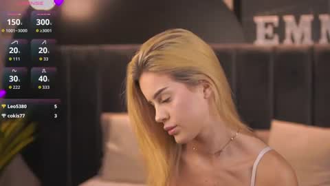 emmawilll online show from July 12, 2:31 pm
