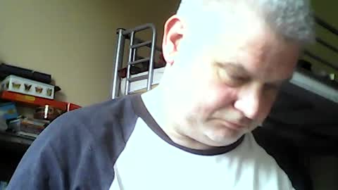 englishguysurrey online show from June 19, 1:50 pm