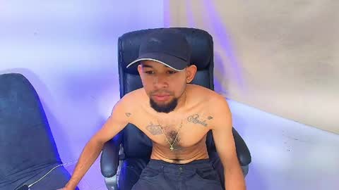 enyel_100 online show from May 9, 8:59 pm