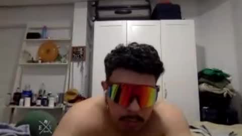 enzo_giovan online show from June 22, 3:25 am